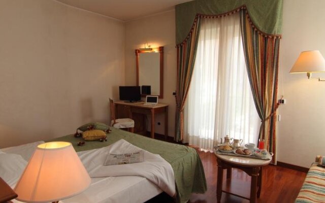 Hotel Concorde Фьюджи комната для гостей