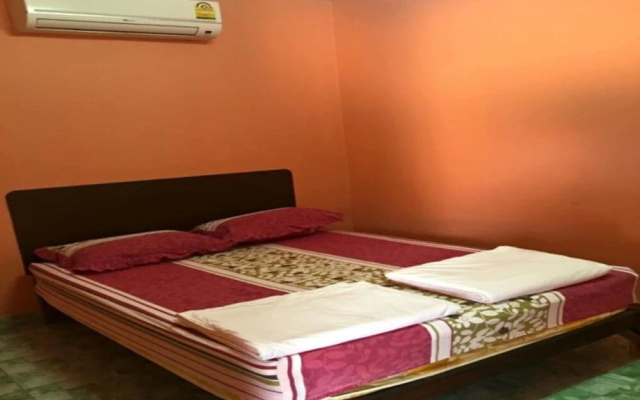 Ruenmai Homestay
