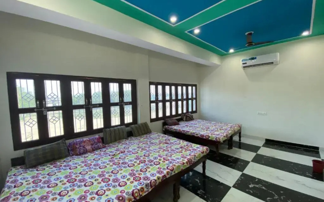 S K Hotel