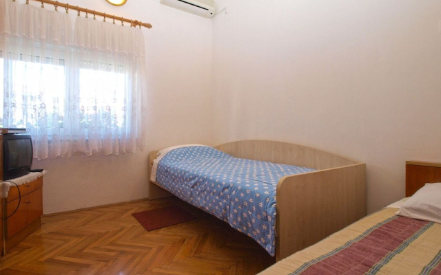 Apartment 1588