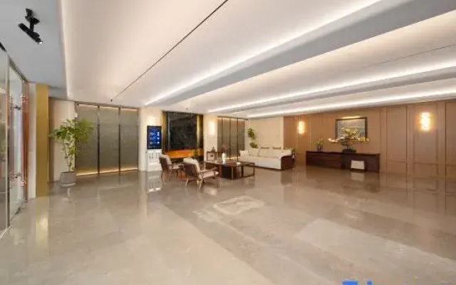 Yayue Hotel (Pujiang Station)