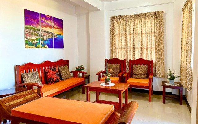 Vacation House in Baguio with Amazing Sunset Views