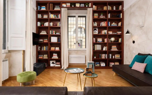 Piazza del Popolo Boutique Home