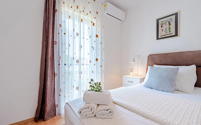 Awesome Home in Prigradica With Wifi and 3 Bedrooms
