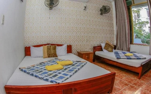Cat Ba Hostel