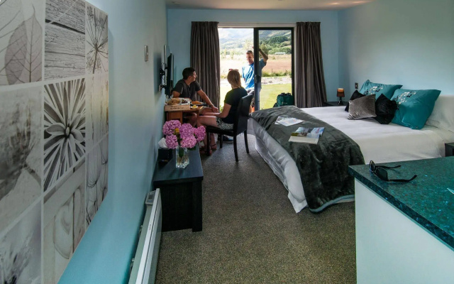Glenorchy Peaks B&B