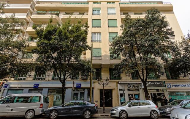 Отель Le Comté de Nice Centre вид на фасад