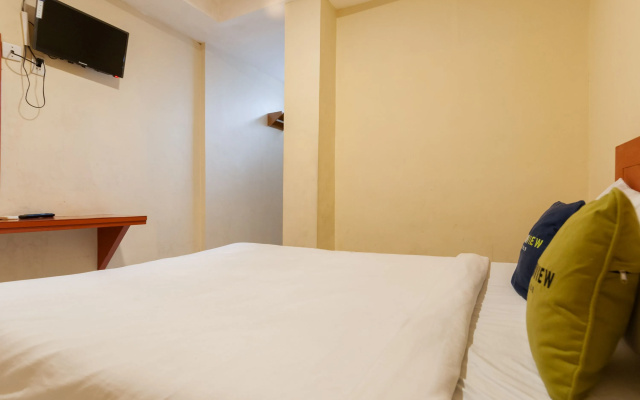 Urbanview Hotel Syariah Residence Medan