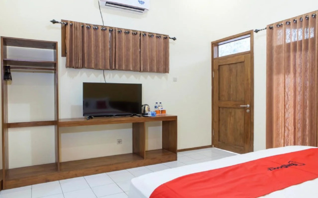 RedDoorz near Baluran National Park