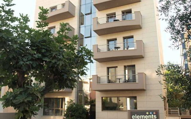 Mirivili Rooms & Suites Hotel вид на фасад