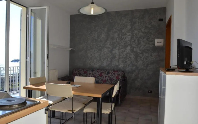 Residence Villa Carmen fronte mare a 50 mt