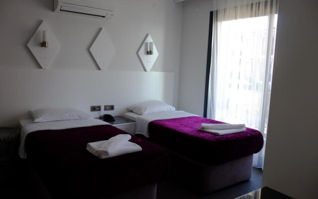 Mert Hotel комната для гостей