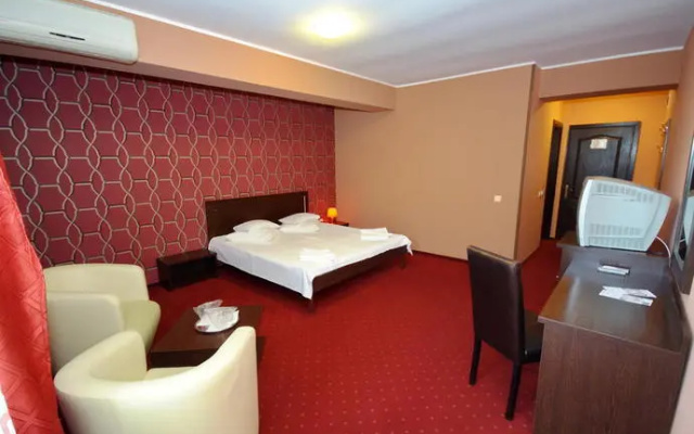 Hotel City