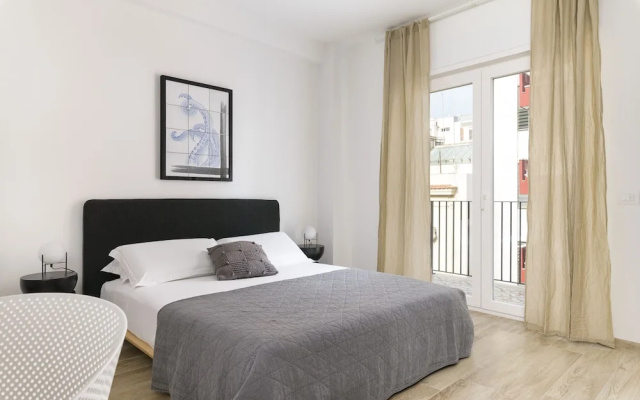 Palazzo Murat - Apartment With City View by Wonderful Italy