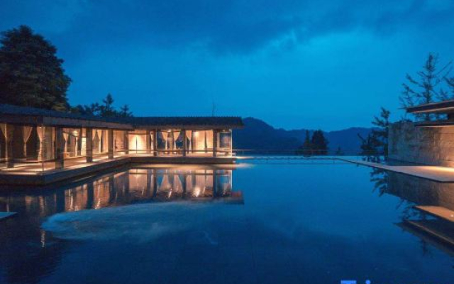 Qing XIA Shan Ju Resort Hotel