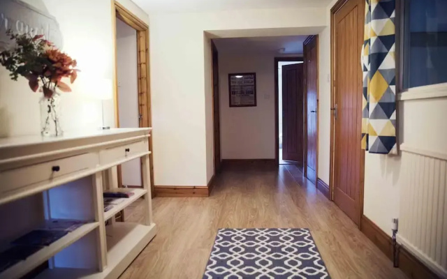 Apartment 25B