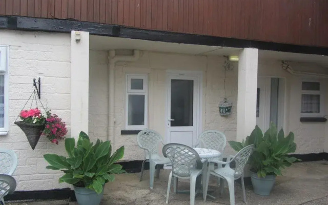 Roseberry Hotel