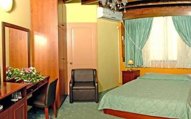 Lesvos Inn Resort Hotel & Spa