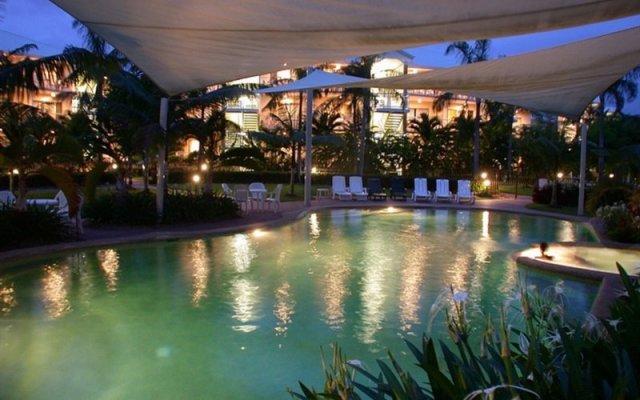 Cairns Beach Resort 2