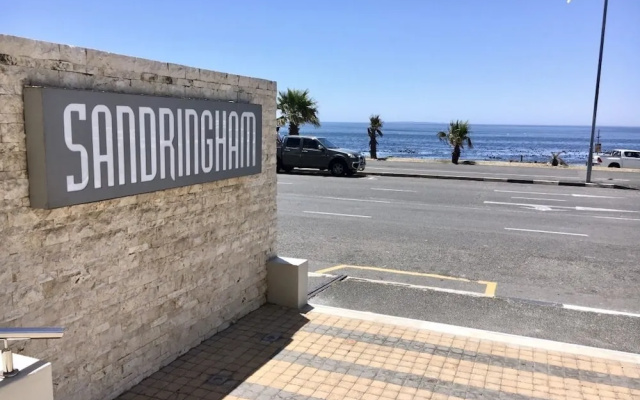 Sandringham Bachelor Beach Road
