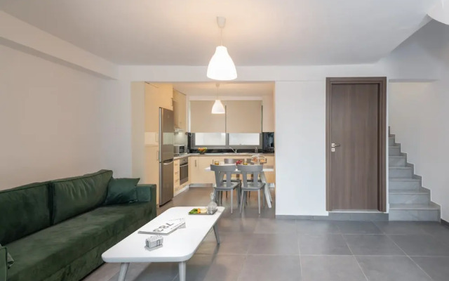 Zen Central Luxury Apartment