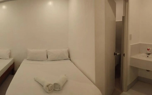 Neela Tourist Lodge