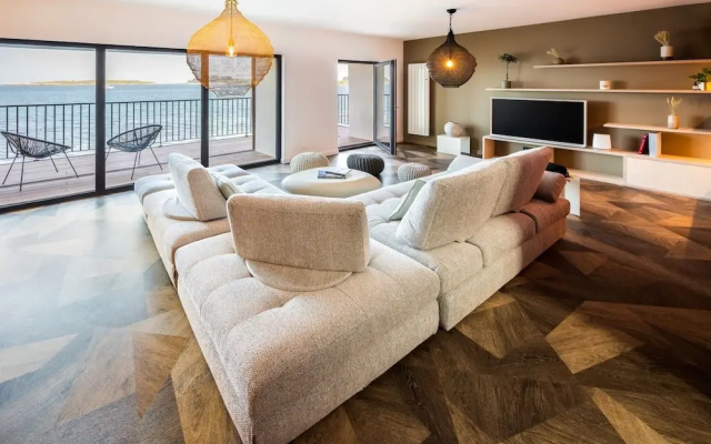 Apartment in Landeda With Beachfront Views