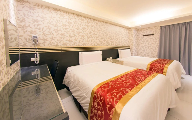Vintage Apple Hotel