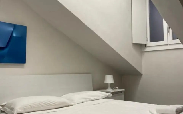 Gran Madre, the blue design house