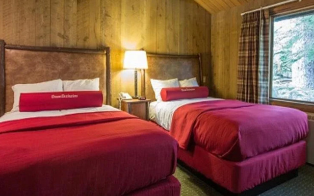 Glacier Bay Lodge