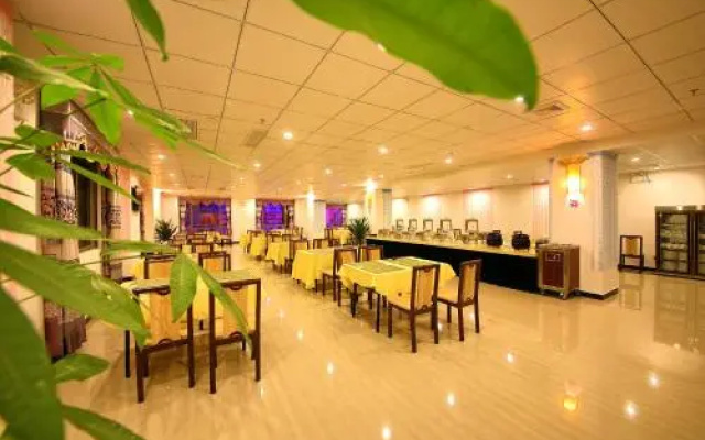 Xinxing Jinbao Haoting Hotel