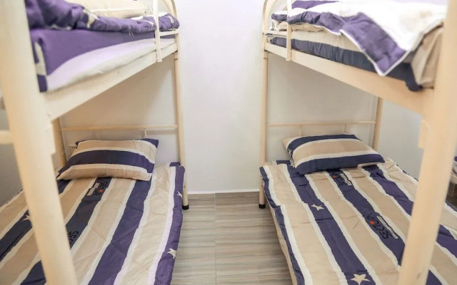 Stay Inn Hostel