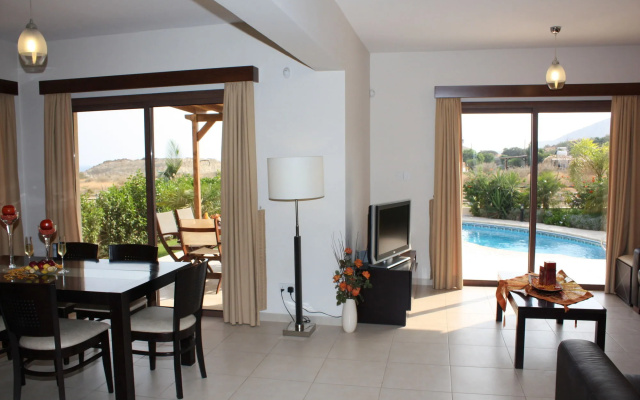Vineland Holiday Villas