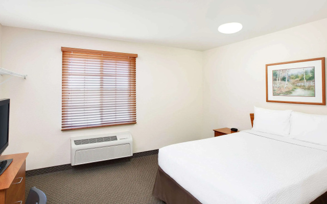 WoodSpring Suites Denton