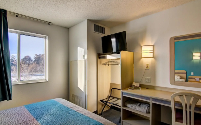Econo Lodge Menomonie