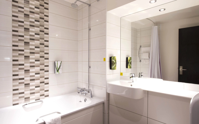 Premier Inn London Brixton