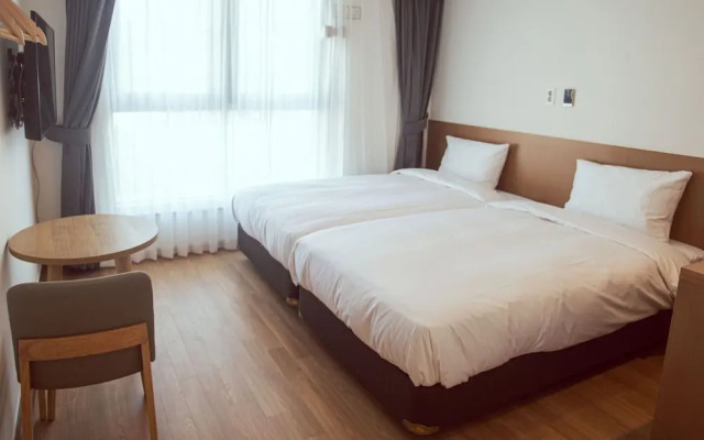 Kenny Stay Busan Gijiang - Hotel Kenny