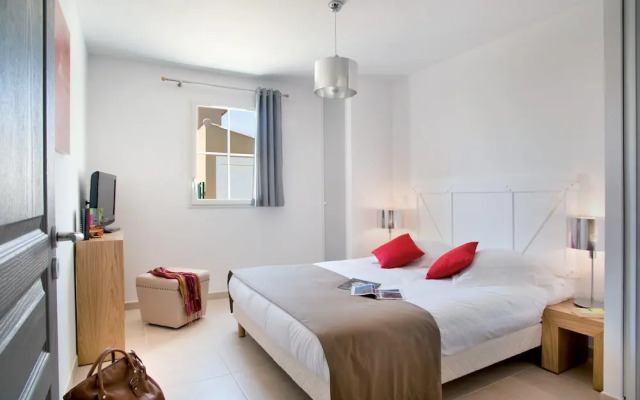 Luxury Luberon Villa With Pool for 10