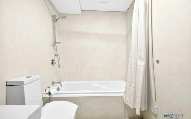WYZ RENT|Upscale 1BR Loft Walk to Burj & Mall