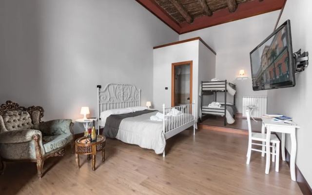Opera Home