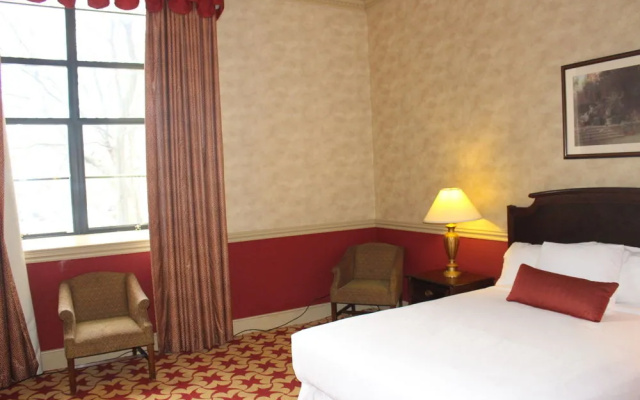 Roberts Riverwalk Hotel & Residence, Detroit