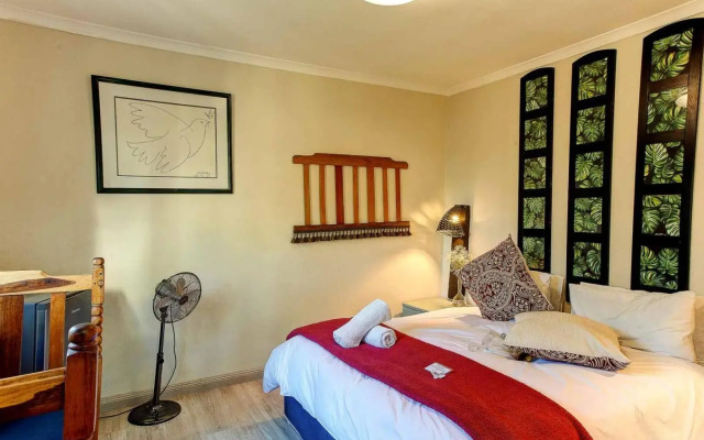 Penguin - Double En-Suite Studio