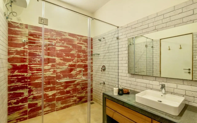 Saffronstays Boulevard Rockhouse, Lonavala