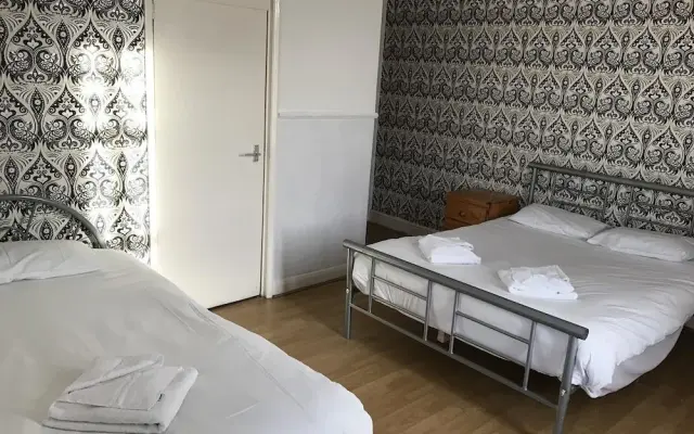 Victoria Hotel