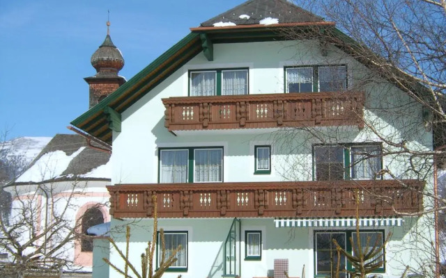 Haus Bauer Appartment II mit Balkon