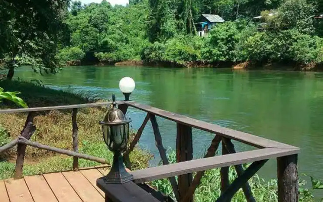 Baan Pak Rimkuen Resort