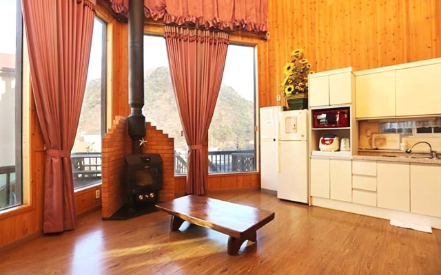 Muju Island Pension