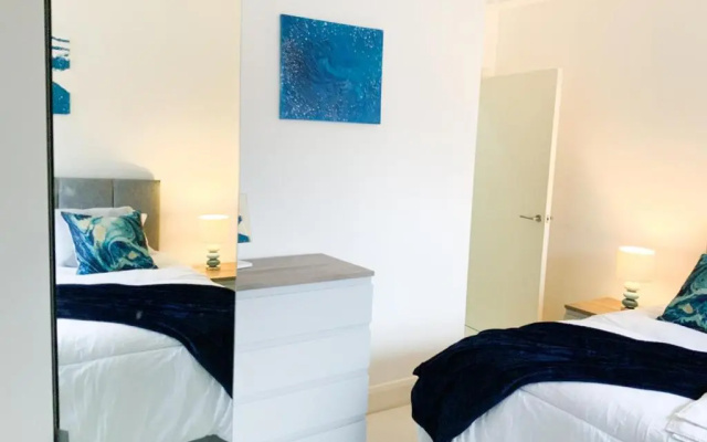 Fareham Point Apartment