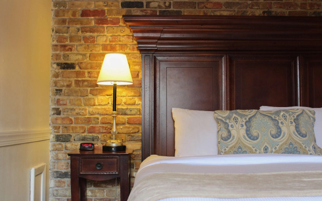 Hotel St. Pierre®, a French Quarter Inns® Hotel