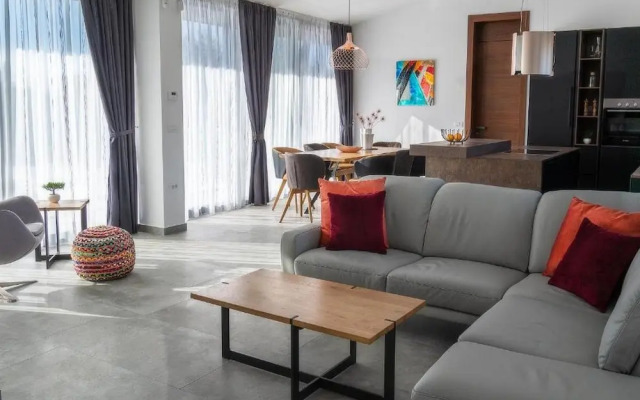 Martincic Residence